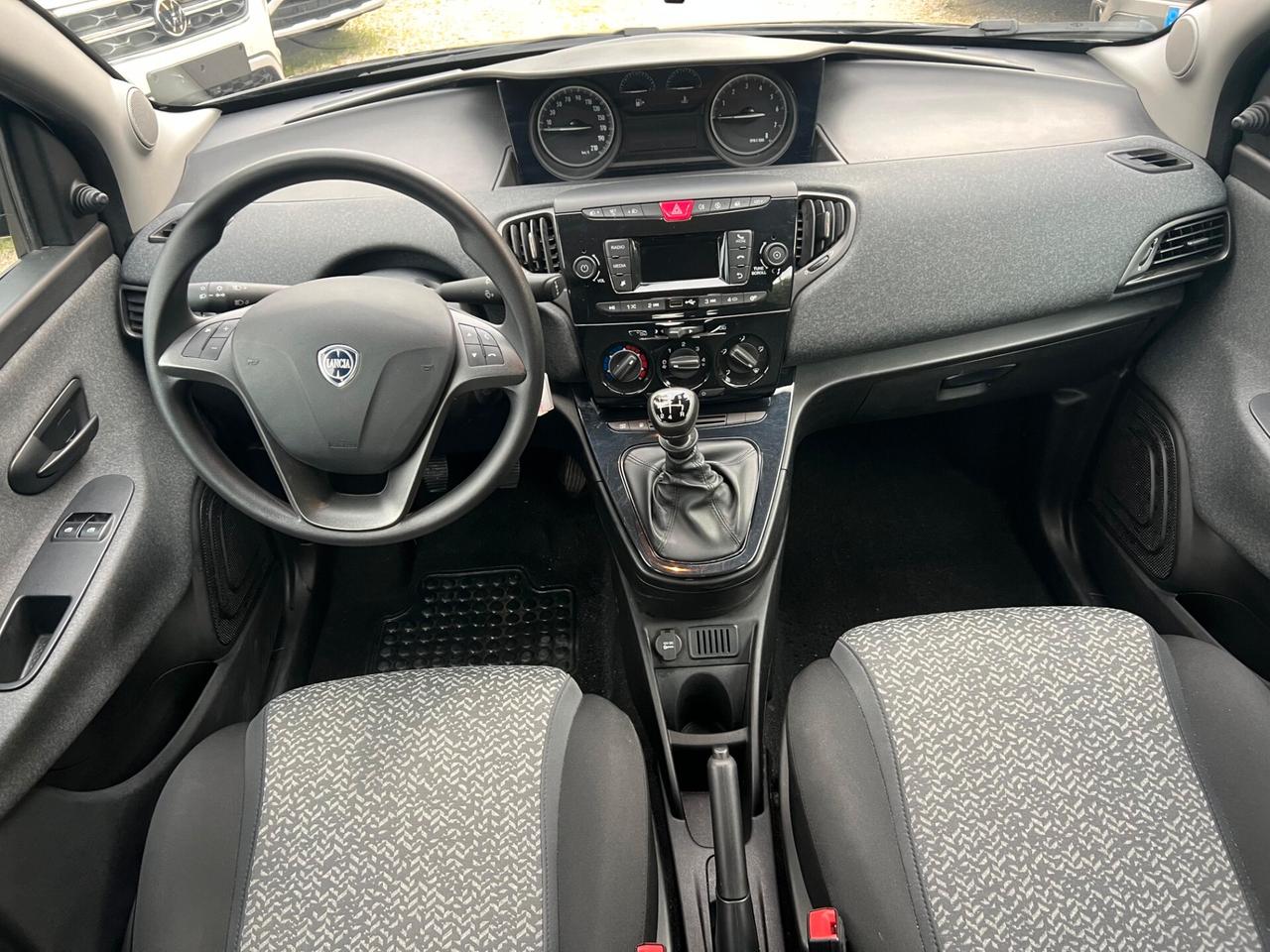 Lancia Ypsilon 1.2 69 CV 5 porte GPL Silver Plus