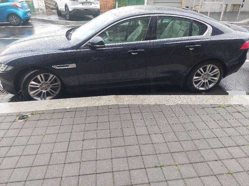 Jaguar XE 2.0 D Turbo 180CV aut. Portfolio Motore rumoroso