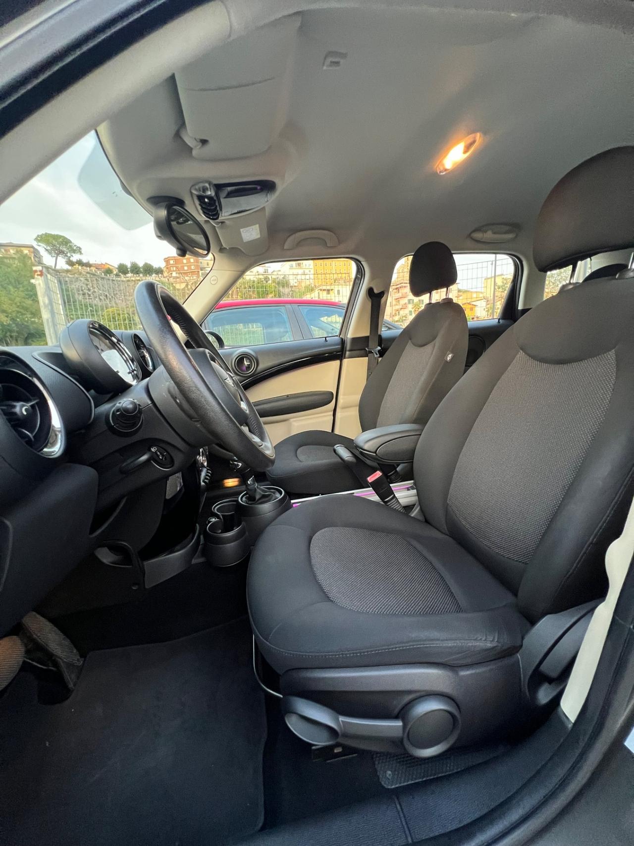 Mini Cooper Countryman 2.0 D Business Automatica