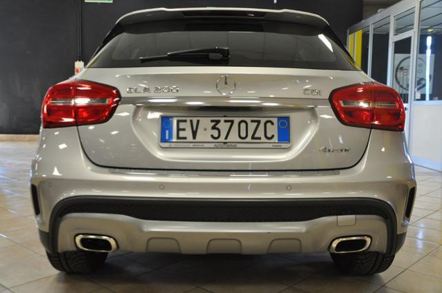 MERCEDES-BENZ GLA 200 CDI Automatic 4Matic PremiumE6* AMGTELC/XENO/PDC*