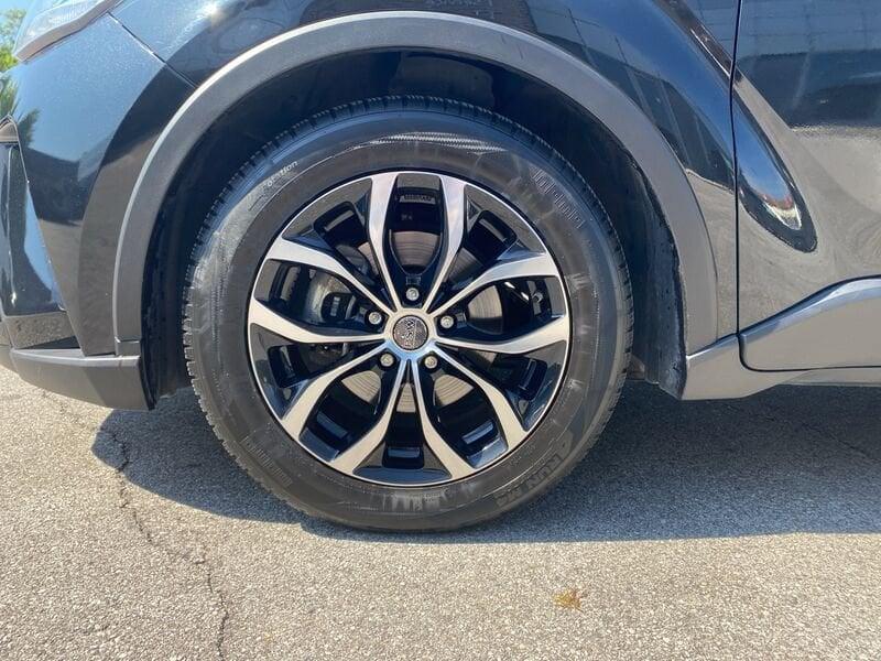 Toyota C-HR 1.8 Hybrid E-CVT Active