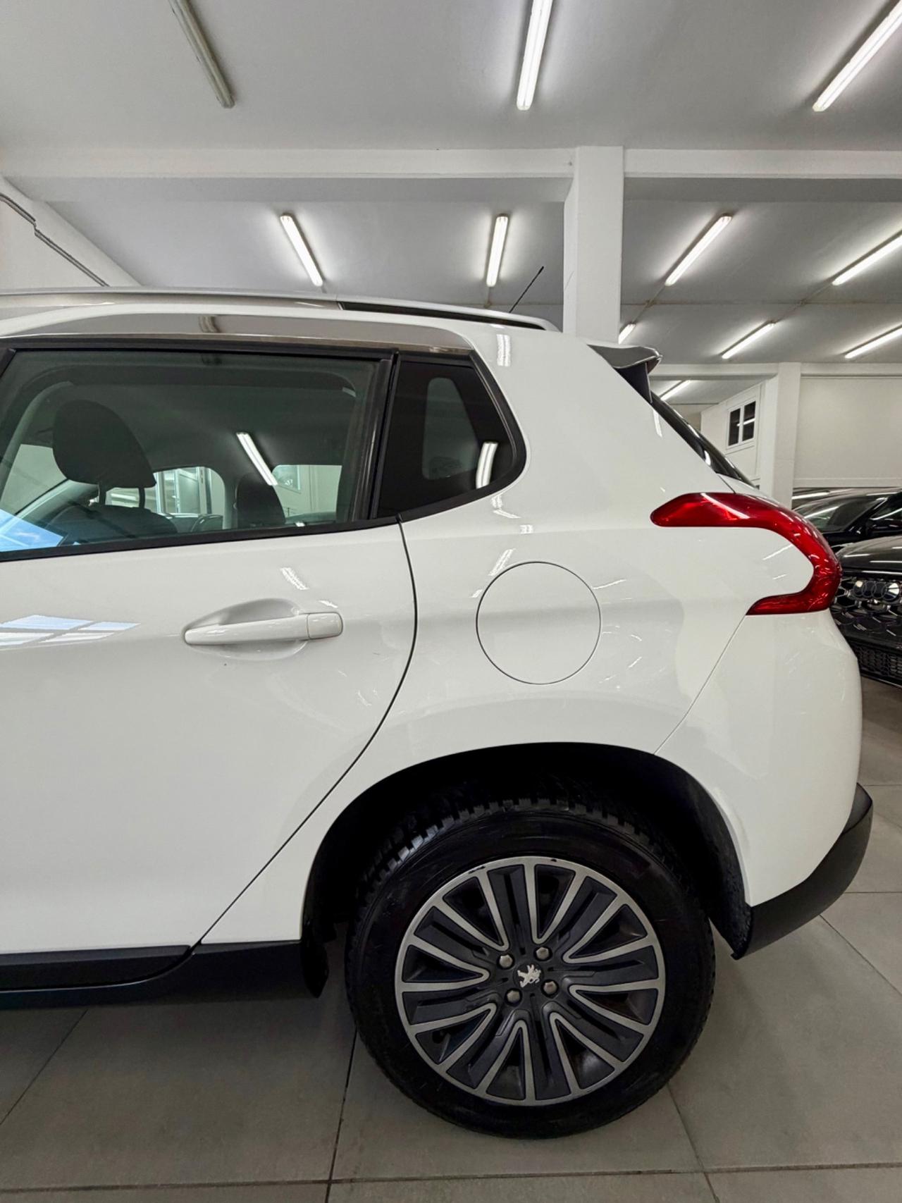 Peugeot 2008 1.2 VTi 82CV Allure FINANZIABILE