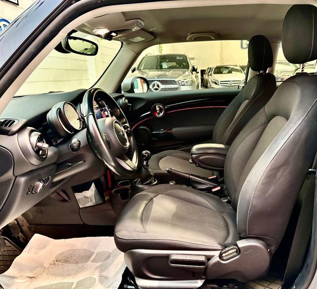 MINI Cooper 1.5 cooper essential