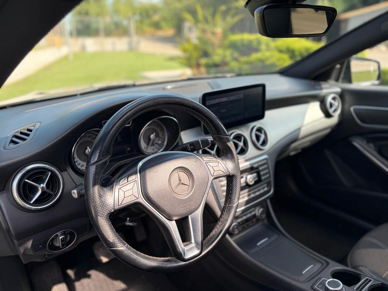 Mercedes-benz CLA 220 CDI Automatic Premium