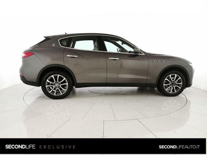 Maserati Levante 3.0 V6 275cv auto my19