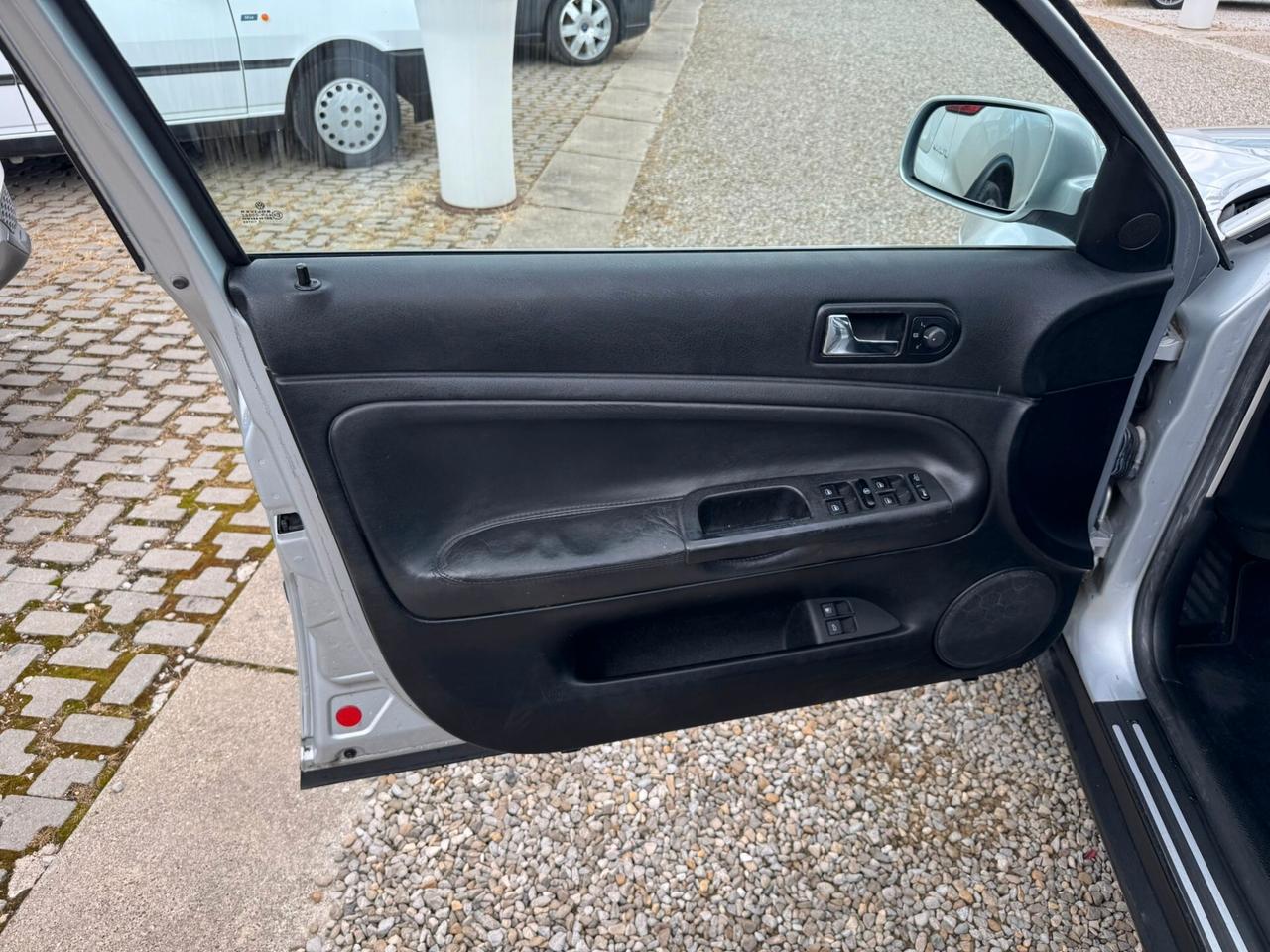 Volkswagen Passat 1.9 TDI/101 CV cat Var. C.line