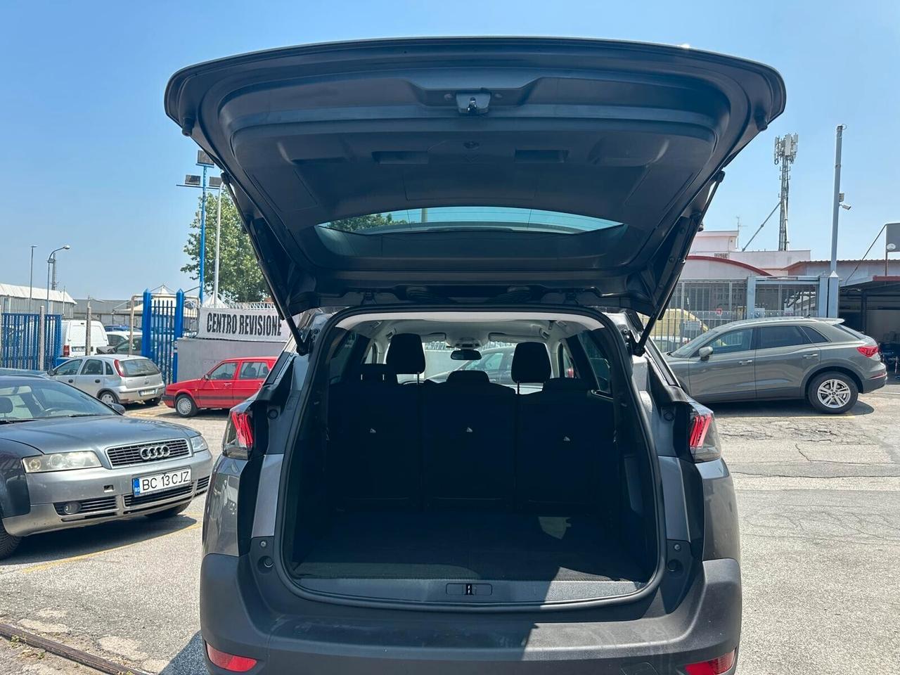 Peugeot 5008 BlueHDi 130 S&S EAT8 Allure Pack