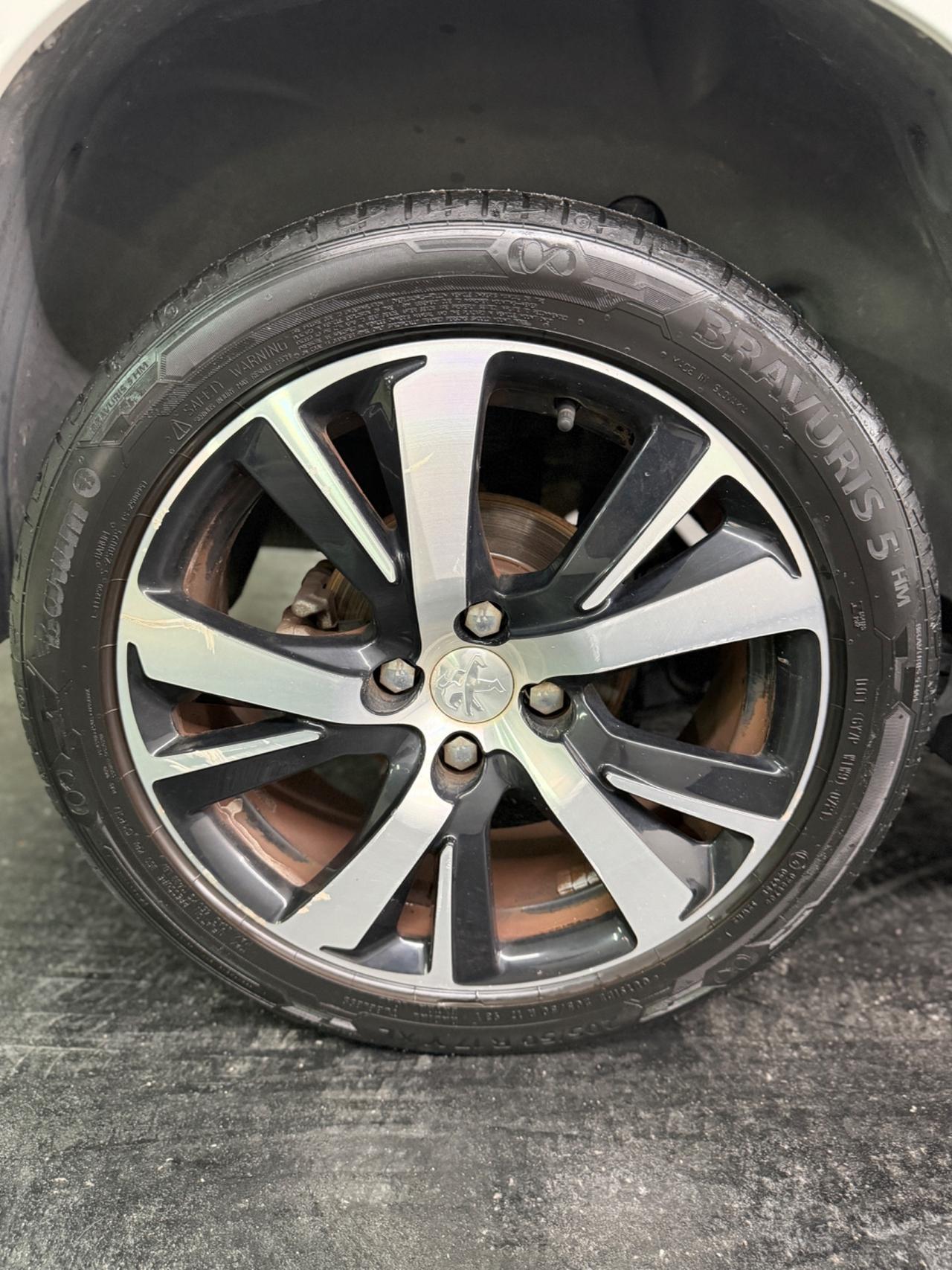 PEUGEOT 2008 (anno 2014)
