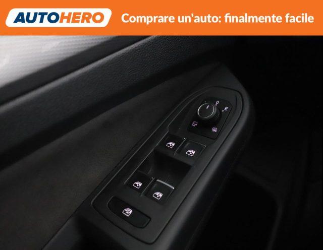 VOLKSWAGEN Golf 1.5 eTSI 115 CV DSG Style