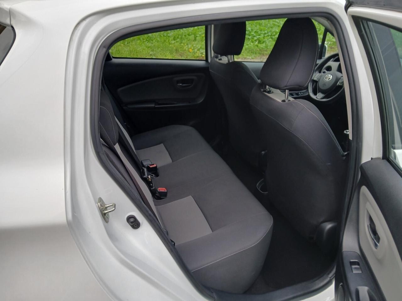 Yaris 1.0 5 porte Km Certificati GaranziA ufficial