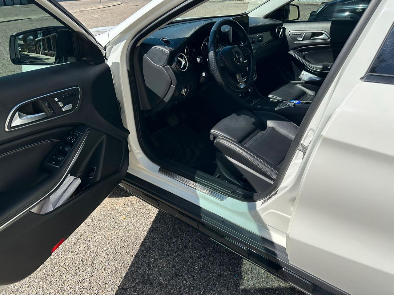 Mercedes-Benz GLA 200 d Automatic 4Matic Premium AMG *EDITION* 11/2018