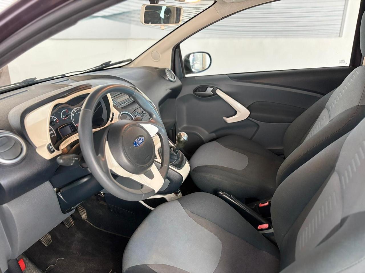 Ford Ka 1.2 - 69 CV CLIMA