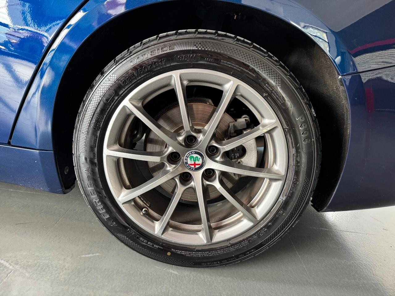 Alfa Romeo Giulia 2.2 Turbodiesel 180 CV - 2018