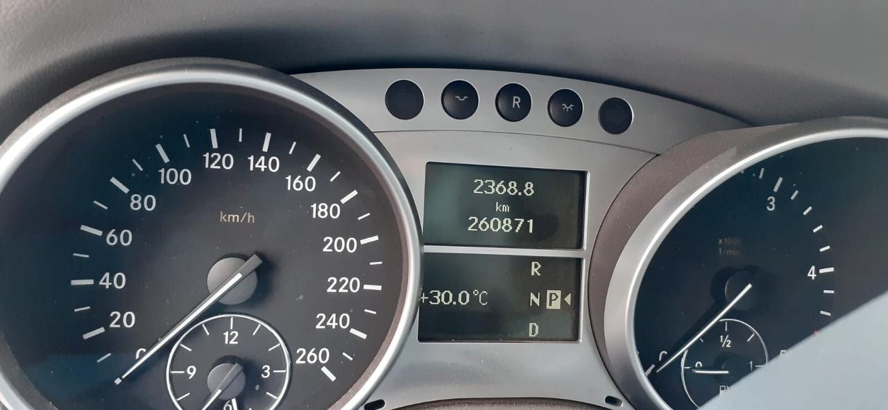 Mercedes-benz ML 280 CDI Sport 2007 - 3.0 diesel Lb automobili