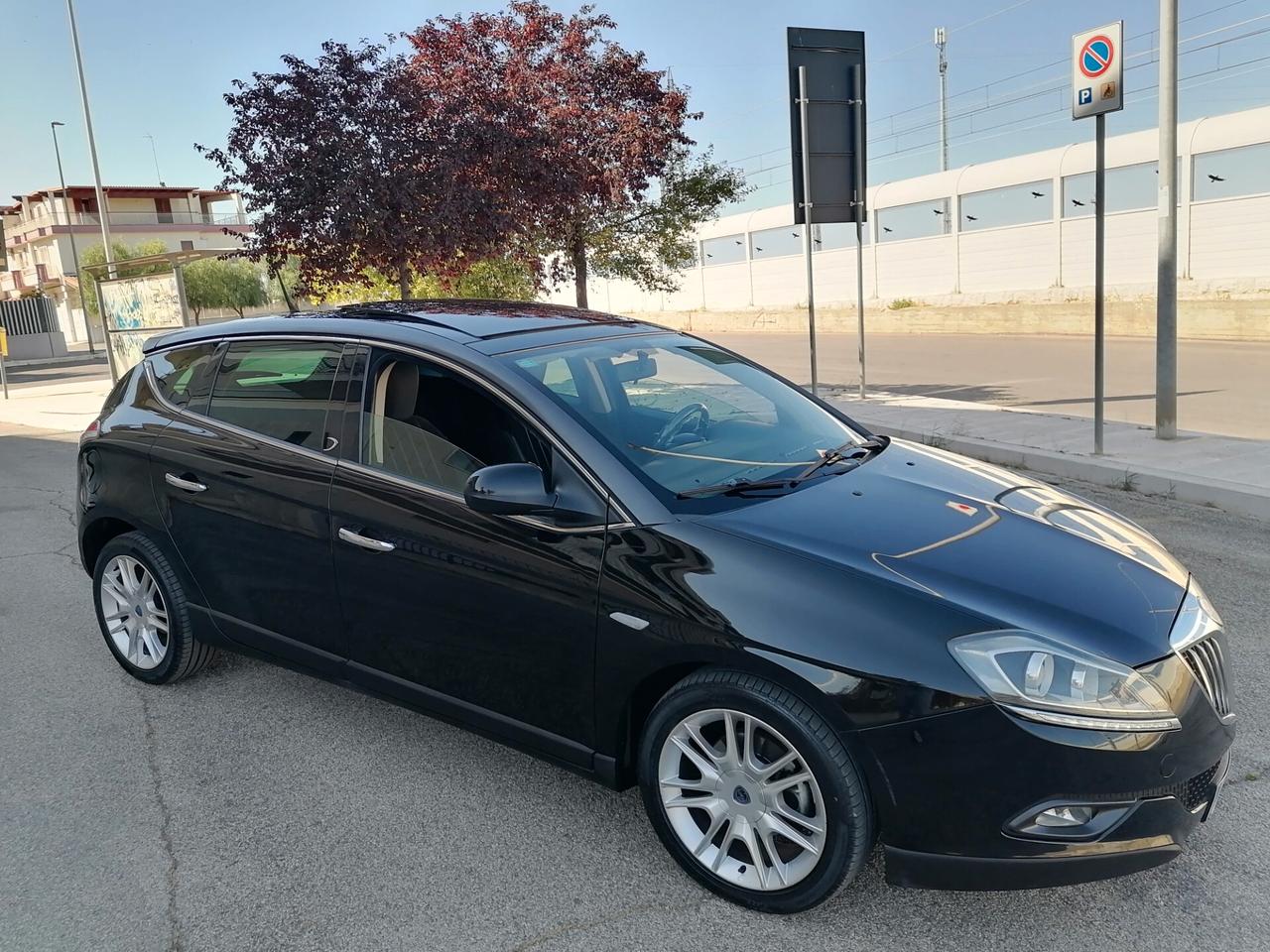 Lancia Delta 1.4 T-Jet 150 CV *68.000 KM* TETTO APRIBILE
