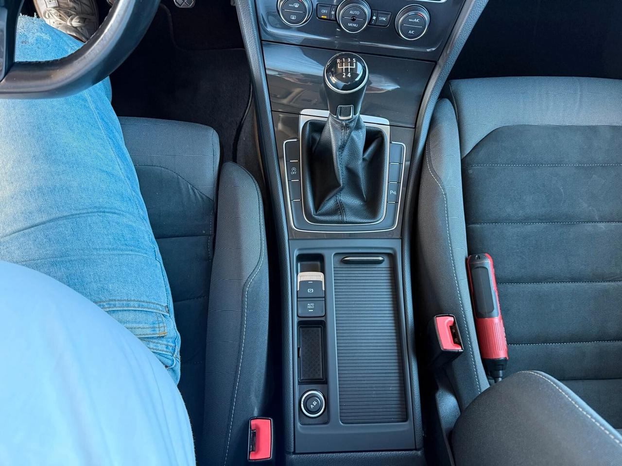 Volkswagen Golf 1.6 TDI 115 CV 5p R line