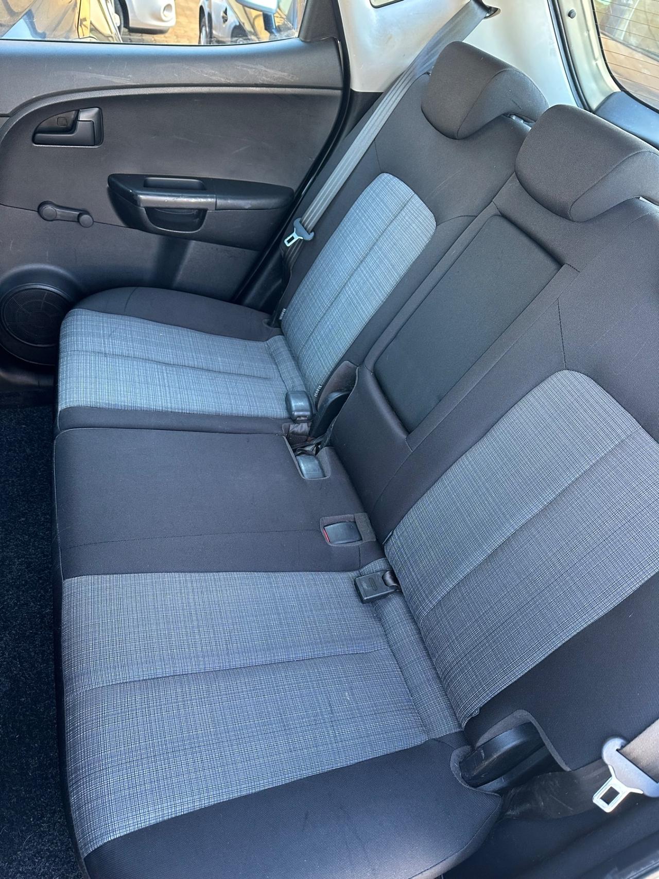 Kia VENGA 1.4 DIESEL 2012 - BASSI CONSUMI