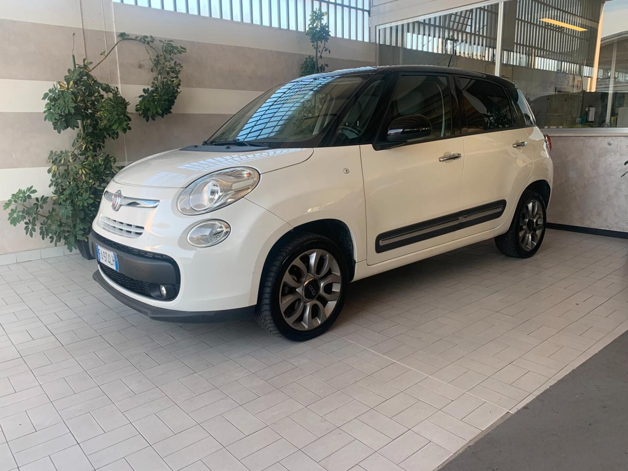 Fiat 500L 0.9 TwinAir Turbo Natural Power Lounge spazio e risparmio garantiti