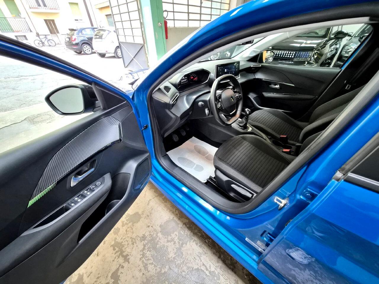 Peugeot 208 1.2 Allure - 2024