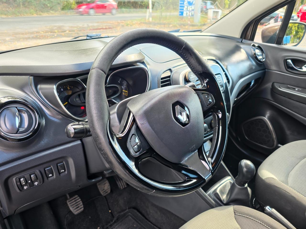 Renault Captur 1.5 dCi 8V 90 CV Start&Stop Energy R-Link E5B Manuale NEO 2014