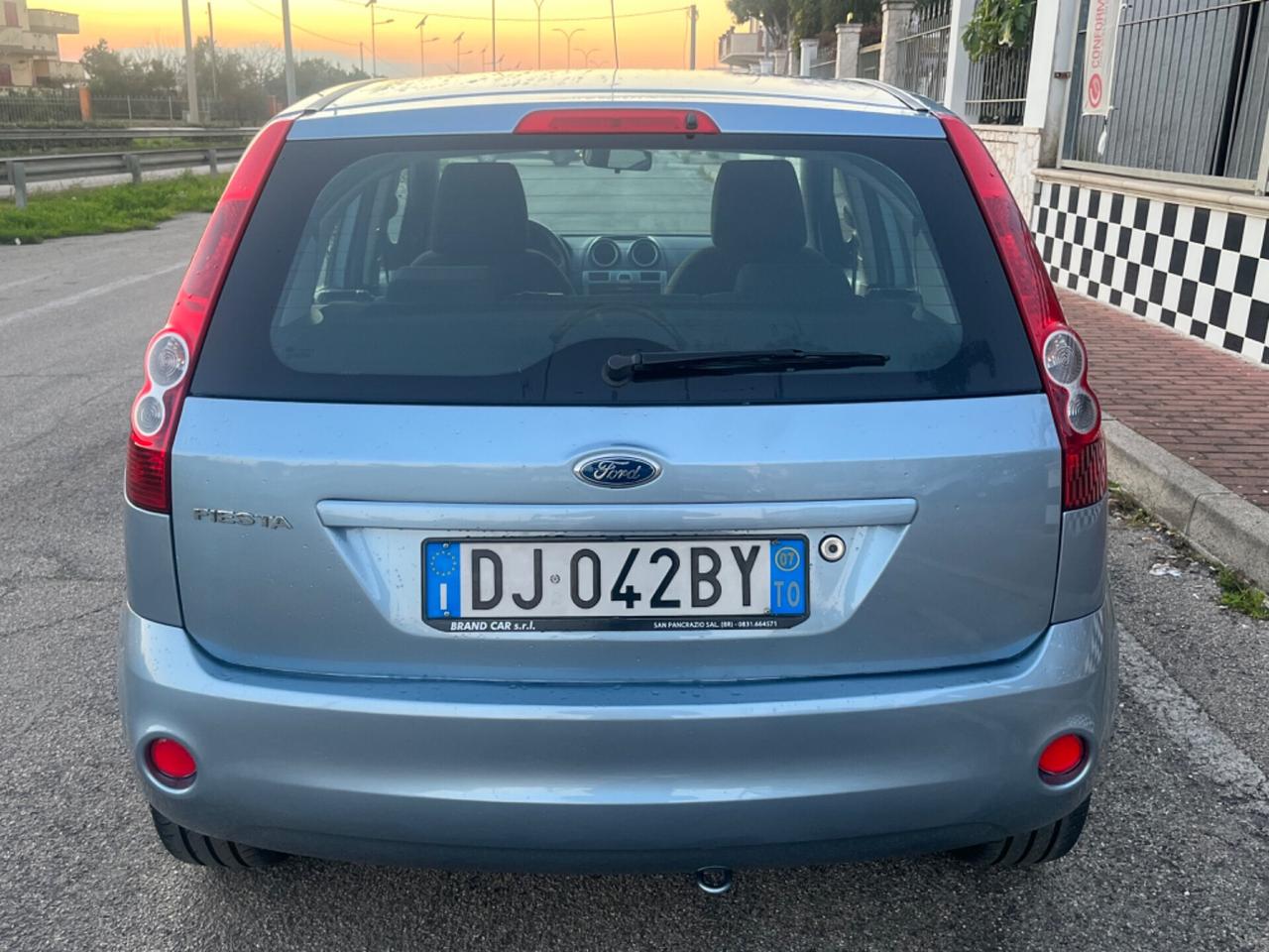 Ford Fiesta 1200 5p. Ghia Unipro 2007