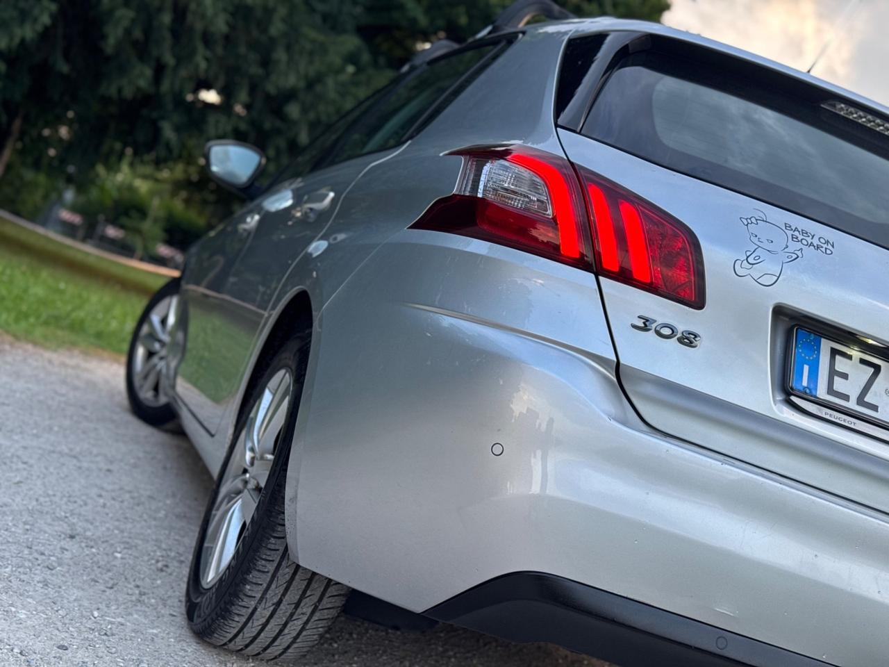 Peugeot 308 BlueHDi 100 S&S Active
