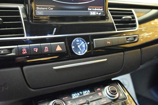 AUDI A8 V6 3.0 TDI Q.TIP.NAVI 20'BOSE TEL RISC.20"CAM FULL