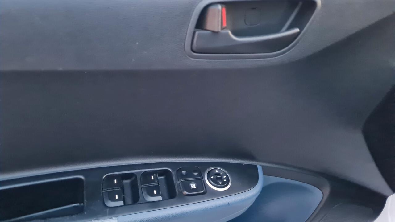 Hyundai i10 1.0(UNICOPROPRIETARIO)MPI Comfort