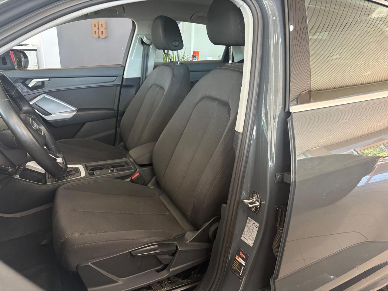 Audi Q3 Sportback 35 2.0 tdi s-tronic