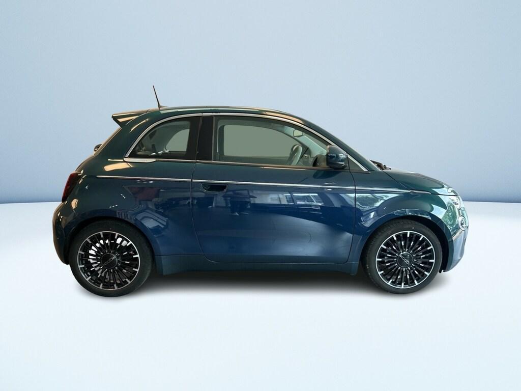 Fiat 500 La Prima
