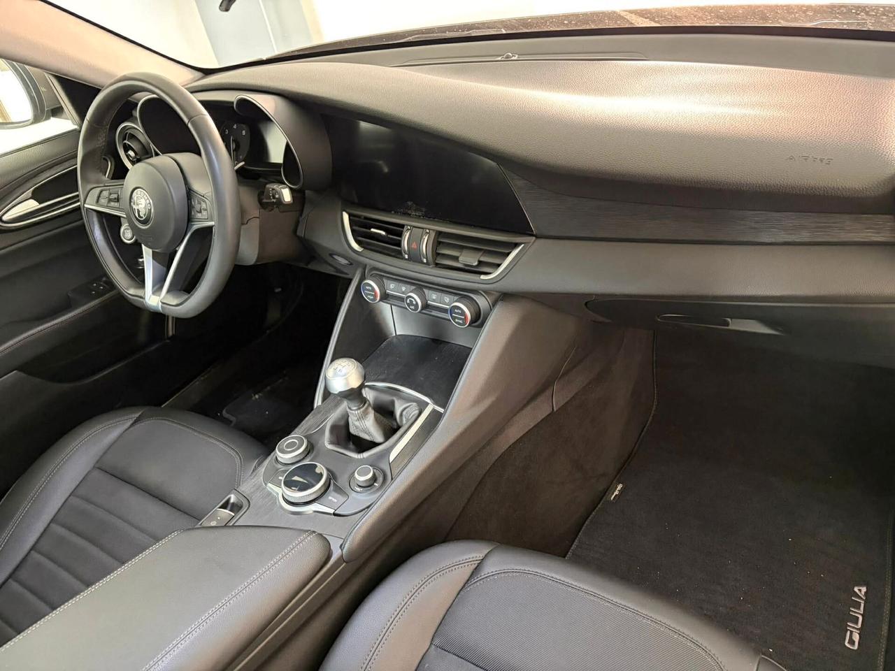 Alfa Romeo Giulia 2.2 Turbodiesel 160 CV AT8 Super