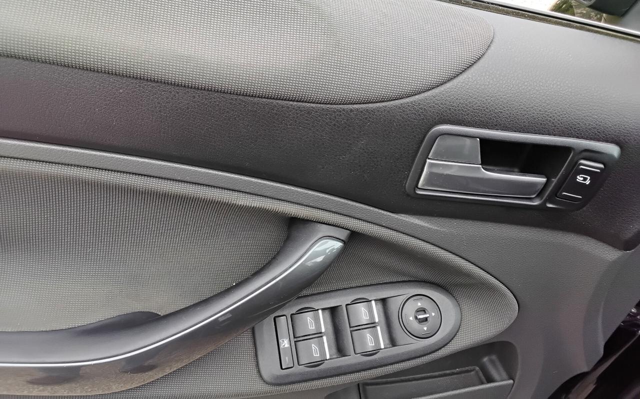 Ford Kuga 2.0 TDCi 140 CV 2WD Titanium DPF