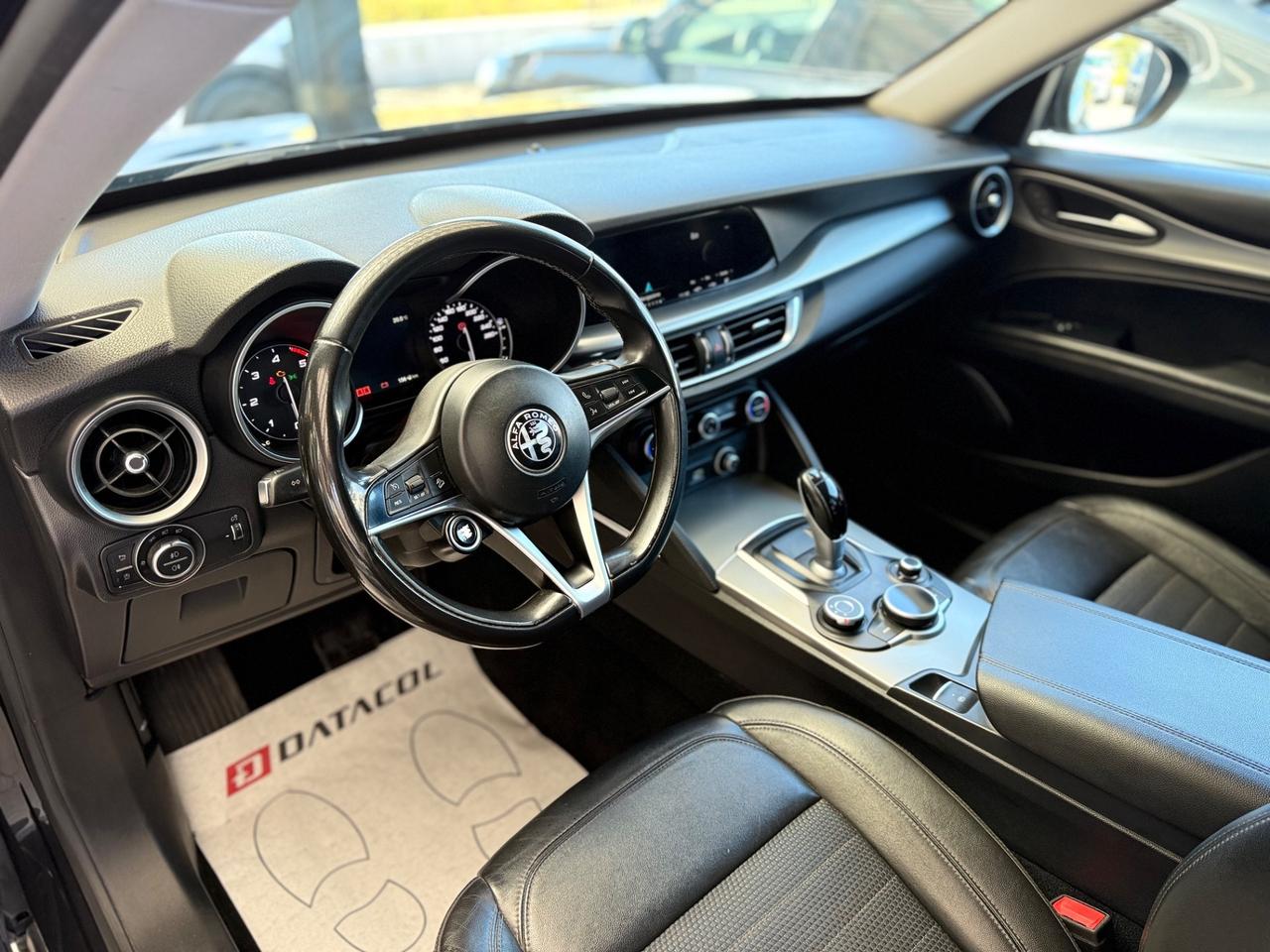 Alfa Romeo Stelvio 2.2 Turbodiesel 210 CV AT8 Q4 Super