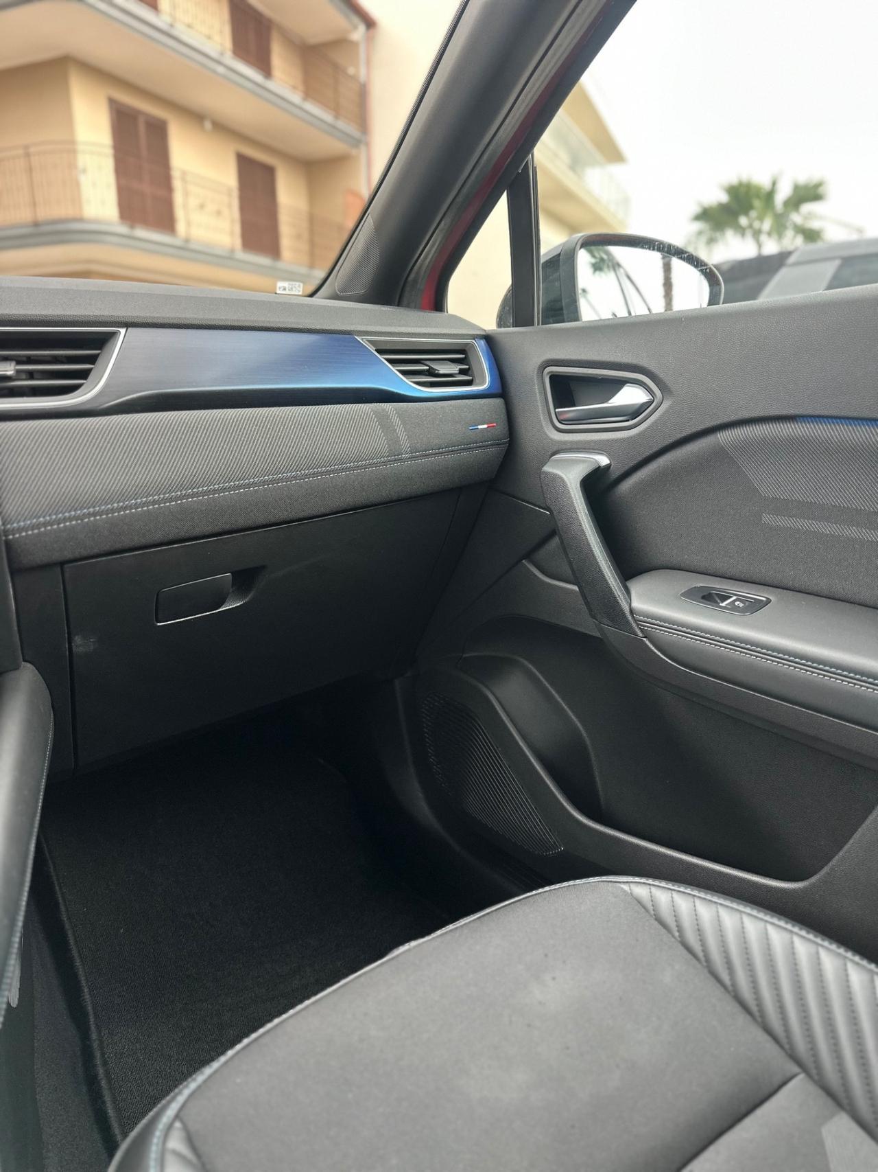 Renault Captur Mild Hybrid 160 CV EDC Esprit Alpine