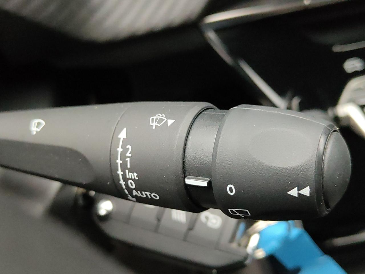 PEUGEOT 208 II 2023 1.2 PURETECH 100CV ALLURE