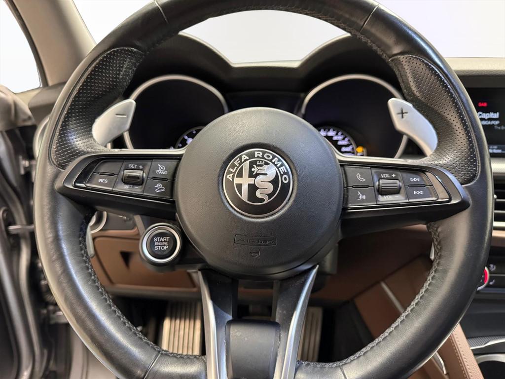 ALFA ROMEO Stelvio 2017 - Stelvio 2.2 t Lusso Q4 210cv auto