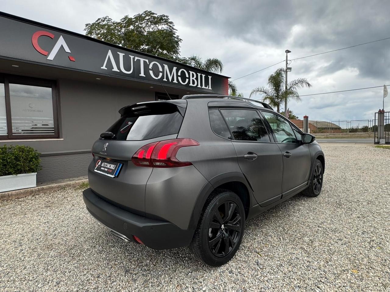 Peugeot 2008 BlueHDi 120 S&S Black Matt