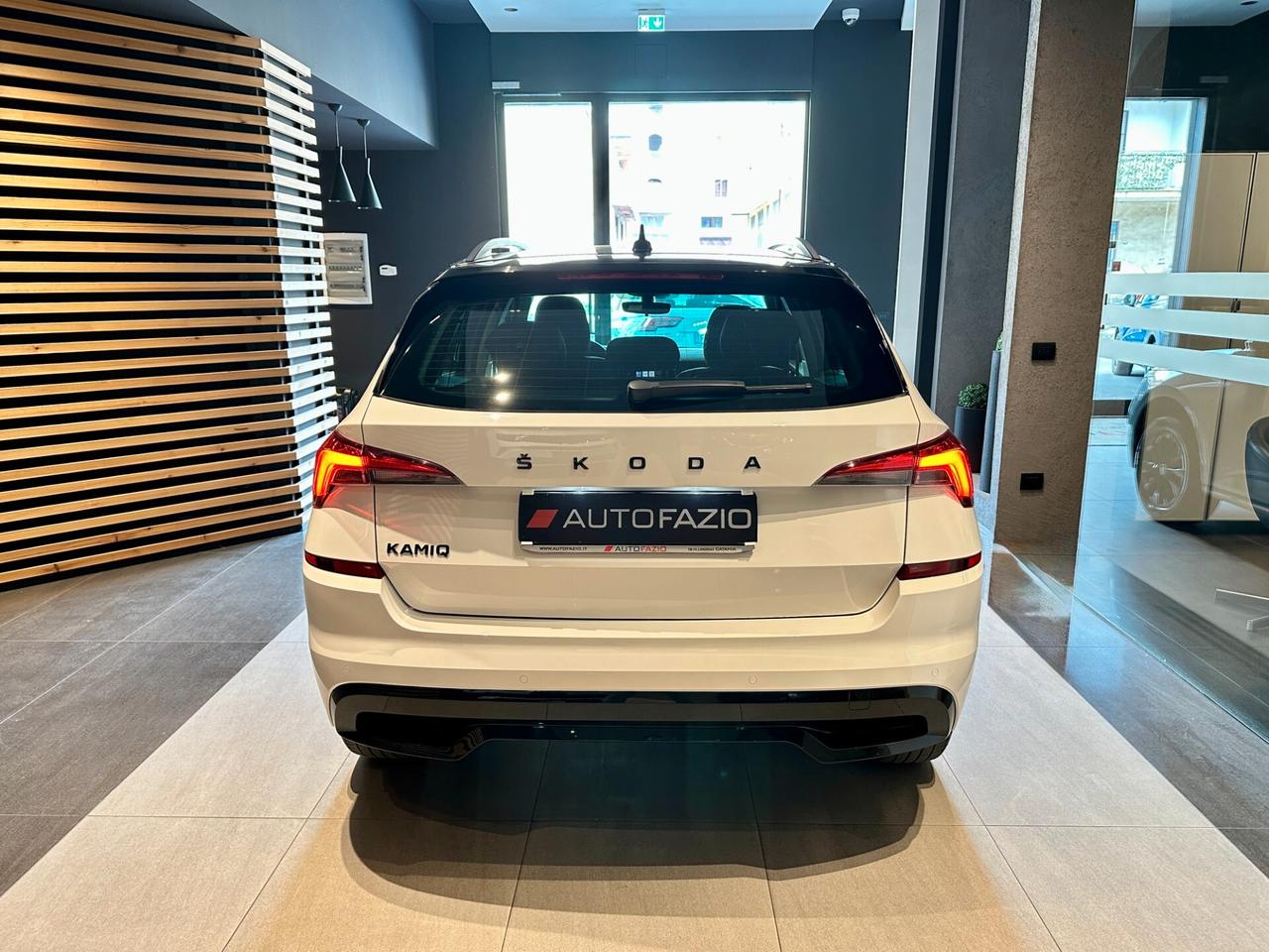 Skoda Kamiq 1.0 TSI Ambition Black Dots