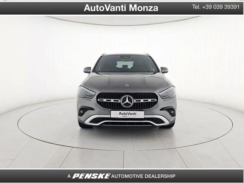 Mercedes-Benz GLA MERCEDES 200 D 4MATIC ADVANCED