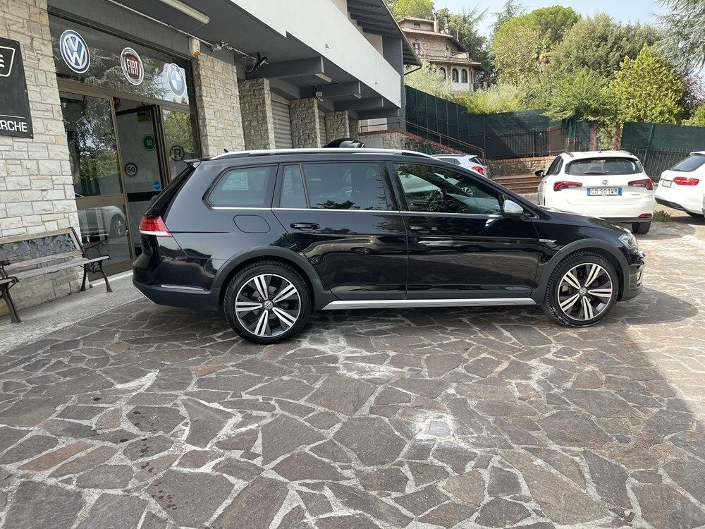 Volkswagen Golf Variant Alltrack 2.0 TDI 184CV DSG 4MOTION Exec. BMT