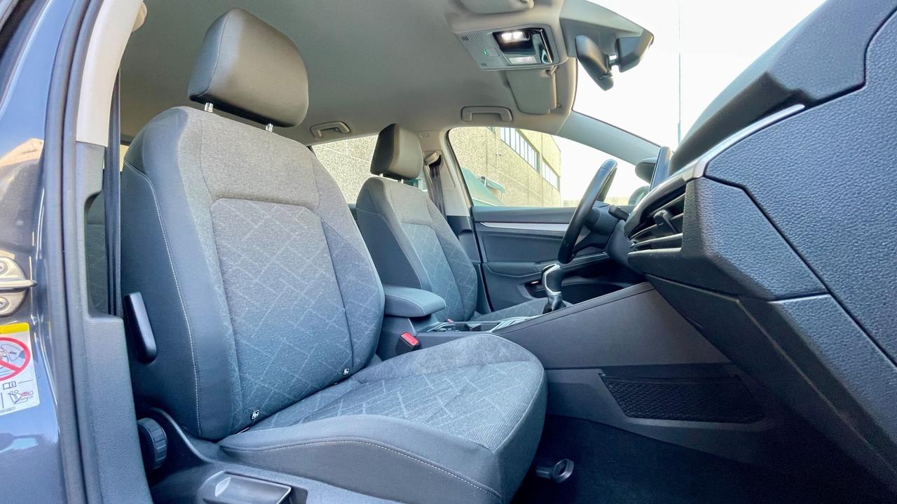 VOLKSWAGEN GOLF VARIANT 2.0 TDI SCR STYLE - FULL LED, NEOPATENTATI