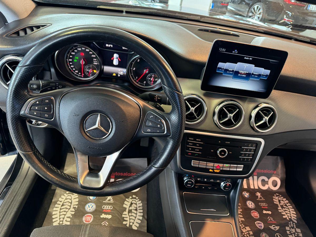 MERCEDES - Classe GLA - GLA 200 d Automatic Premium