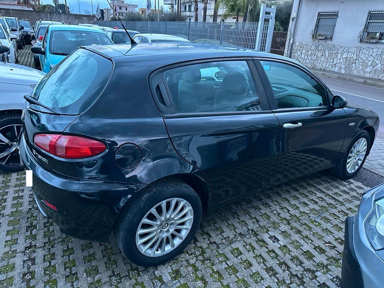 Alfa Romeo 147 1.6 16V TS (105) 5 porte Distinctive-02/2007