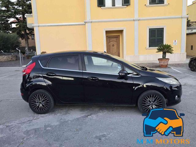 FORD Fiesta + 1.2 82CV 5 porte