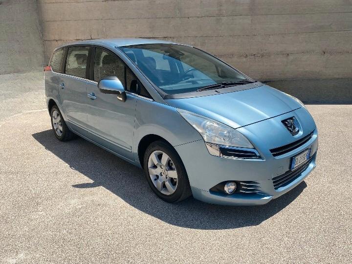 Peugeot 5008 1.6 HDi 112CV Tecno