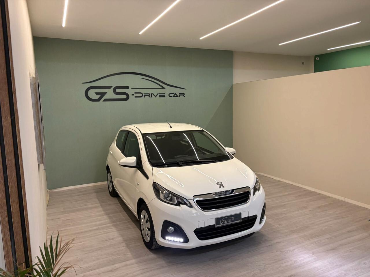 Peugeot 108 1000cc 72cv VTi 5 porte Allure
