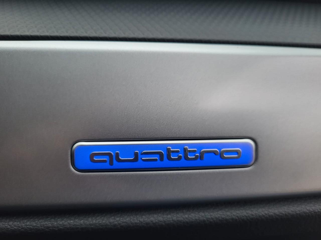 Audi Q3 S.P. 2.0 TDI 150 CV S-LINE +CERCHI 20+LUCI AMBIENTE..