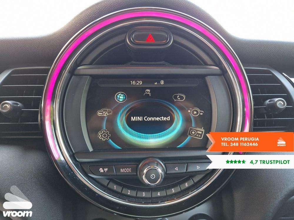 MINI Cooper D F55 1.5 Hype 5P 2017 NEOPATENTATO