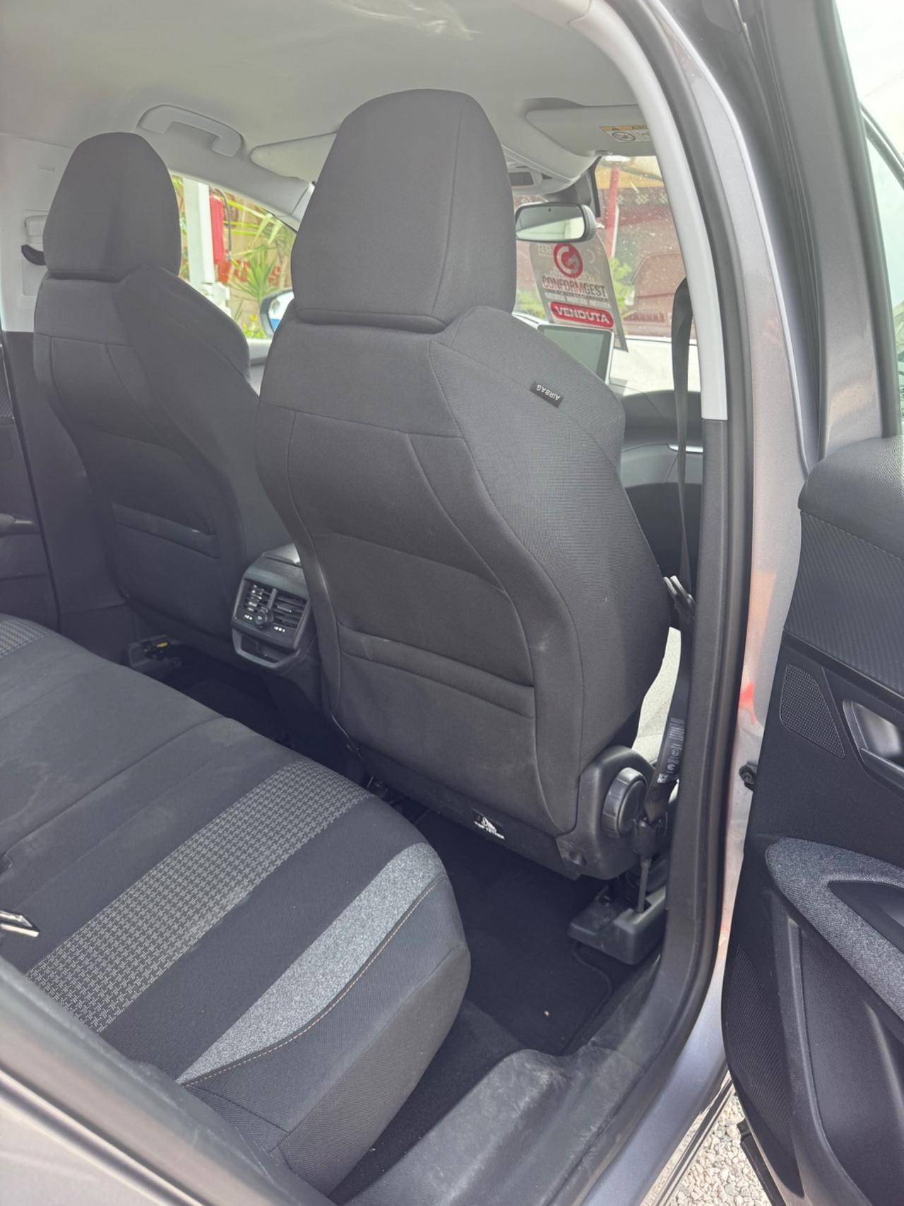 Peugeot 3008 BlueHDi 130 S&S EAT8 Active