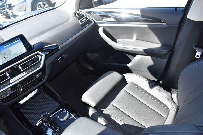 BMW X3 X3 sdrive18d mhev 48V auto